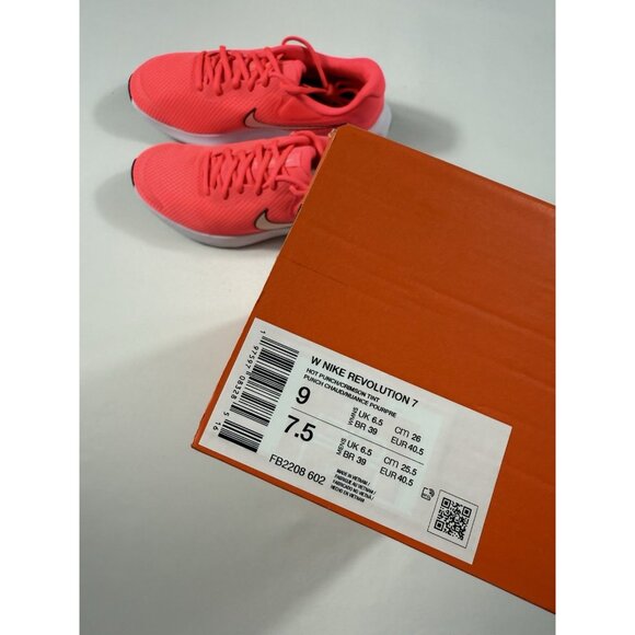 New Women’s Size 9 Hot Punch Nike Revolution 7 Running Shoes FB2208 602 - Picture 10 of 10